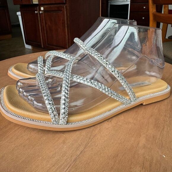 Steve Madden Spice Bling Slide Sandals Size 6 Rhinestone Silver Straps Shoes - Picture 6 of 10